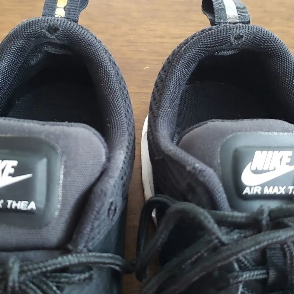 NIKE AIR MAX THEA, SIZE 6